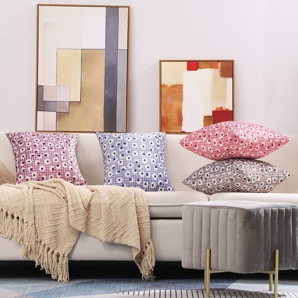 Set of 2 Daisy Floral Decorative Throw Pillow Cover 18x18 Inch